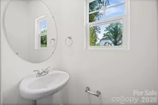 511 N Hill St, Dallas, NC 28034 - Photo 13
