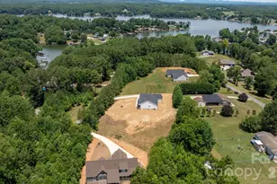 1265 Misty Ln, Hickory, NC 28601 - Photo 45