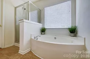 2717 Markham Woods Ct, Charlotte, NC 28214 - Photo 23