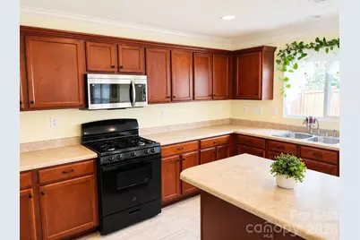 2717 Markham Woods Court, Charlotte, NC 28214 - Photo 17
