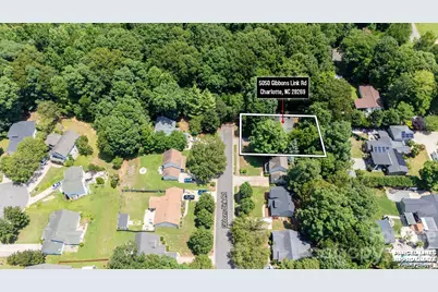 5050 Gibbons Link Road, Charlotte, NC 28269 - Photo 3