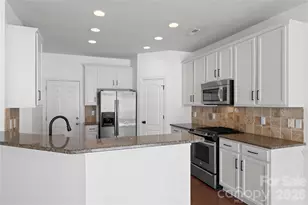 5412 Allison Ln, Charlotte, NC 28277 - Photo 13