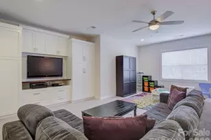 16433 Bryant Meadows Dr, Charlotte, NC 28278 - Photo 39