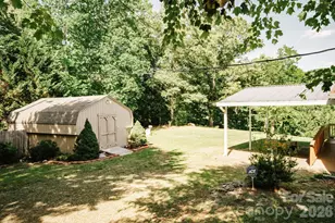 2391 Hickory Knoll Rd, Franklin, NC 28734 - Photo 11