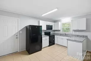 5008 Sea Oates Ln, Bessemer City, NC 28016 - Photo 17