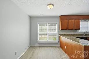 11813 Moonridge Dr, Charlotte, NC 28226 - Photo 7