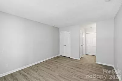 11813 Moonridge Drive, Charlotte, NC 28226 - Photo 15