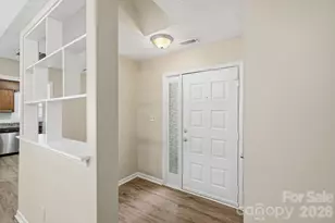 11813 Moonridge Dr, Charlotte, NC 28226 - Photo 3