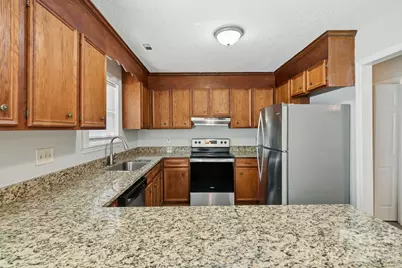 11813 Moonridge Drive, Charlotte, NC 28226 - Photo 9