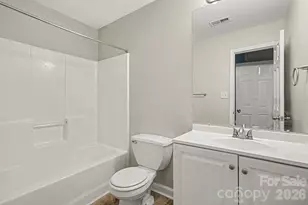 1029 Jordans Pond Ln, Charlotte, NC 28214 - Photo 15
