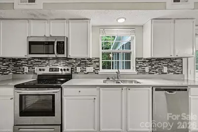 1029 Jordans Pond Lane, Charlotte, NC 28214 - Photo 5