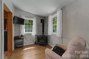 538 E Fork Rd, Sylva, NC 28779 - Photo 33