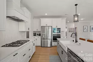 8604 Bridgegate Dr, Huntersville, NC 28078 - Photo 7
