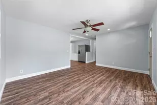 4713 Tanglebriar Dr, Charlotte, NC 28208 - Photo 11