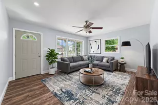 4713 Tanglebriar Dr, Charlotte, NC 28208 - Photo 5