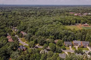 5910 Summerston Pl, Charlotte, NC 28277 - Photo 5