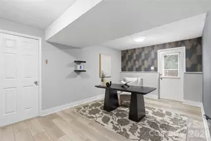 716 Regency Dr, Charlotte, NC 28211 - Photo 29
