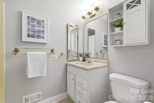 716 Regency Dr, Charlotte, NC 28211 - Photo 21