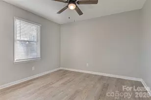 525 12th Street SW, Hickory, NC 28601 - Photo 13