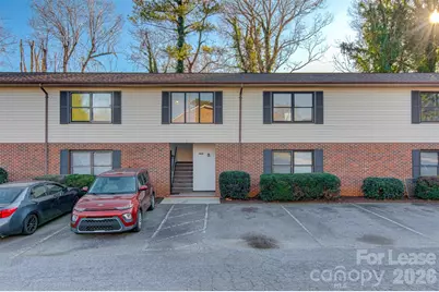 525 12th Street SW #17, Hickory, NC 28601 - Photo 1