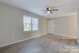 525 12th Street SW, Hickory, NC 28601 - Photo 7