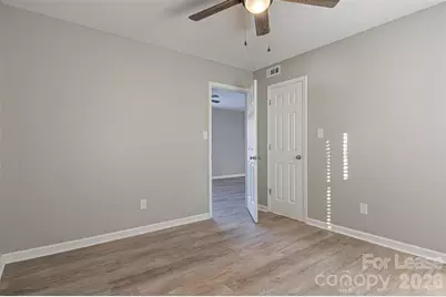 525 12th Street SW #17, Hickory, NC 28601 - Photo 15