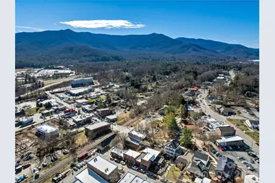 204 Sutton Avenue, Black Mountain, NC 28711 - Photo 25