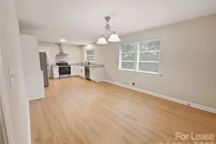 765 8th Ave Dr SE, Hickory, NC 28602 - Photo 5