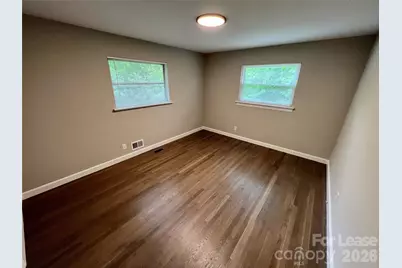 765 8th Avenue Drive SE, Hickory, NC 28602 - Photo 19