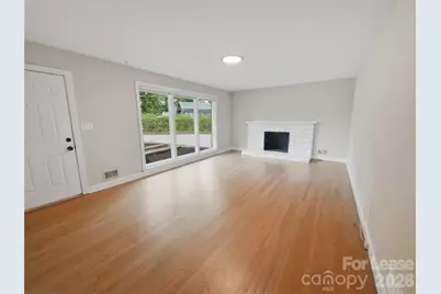 765 8th Avenue Drive SE, Hickory, NC 28602 - Photo 3