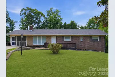 765 8th Avenue Drive SE, Hickory, NC 28602 - Photo 1