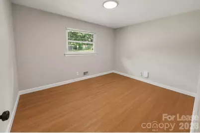 765 8th Avenue Drive SE, Hickory, NC 28602 - Photo 17
