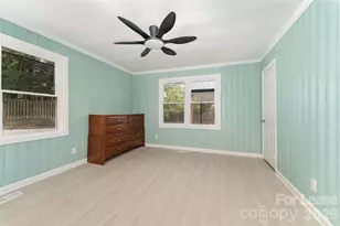 1906 New Garden Rd, Greensboro, NC 27410 - Photo 31