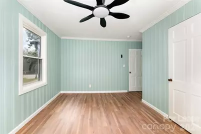 1906 New Garden Road, Greensboro, NC 27410 - Photo 35