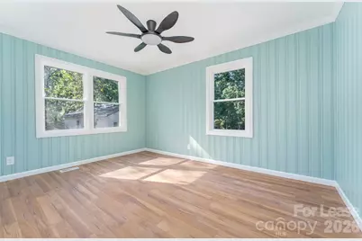 1906 New Garden Road, Greensboro, NC 27410 - Photo 23