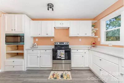 1906 New Garden Road, Greensboro, NC 27410 - Photo 11