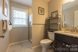 305 Jenna Clare Ln, Asheville, NC 28803 - Photo 9