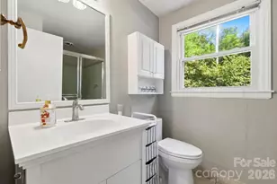 2620 Lynbridge Dr, Charlotte, NC 28226 - Photo 31