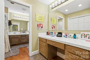 2620 Lynbridge Dr, Charlotte, NC 28226 - Photo 17