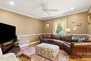 2620 Lynbridge Dr, Charlotte, NC 28226 - Photo 7