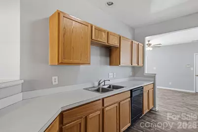 6172 Prosperity Church Road, Charlotte, NC 28269 - Photo 7