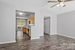 6172 Prosperity Church Rd, Charlotte, NC 28269 - Photo 11