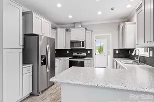 1508 Pennsylvania Ave, Hendersonville, NC 28739 - Photo 13