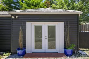 10 Eola Ave, Asheville, NC 28806 - Photo 21
