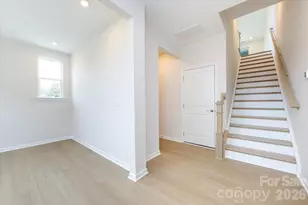 3013 Circles End, Charlotte, NC 28226 - Photo 5