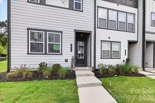 3013 Circles End, Charlotte, NC 28226 - Photo 3