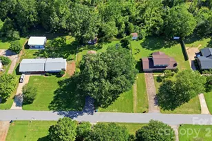 169 Greenbriar Dr, Forest City, NC 28043 - Photo 23