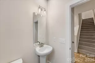 6008 Pivot Ct, Charlotte, NC 28205 - Photo 15