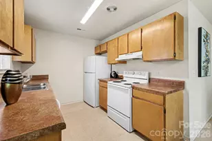 3608 Corbett St, Charlotte, NC 28208 - Photo 9