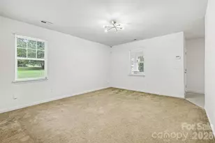 3608 Corbett St, Charlotte, NC 28208 - Photo 7